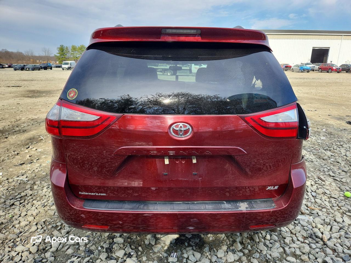 Toyota Sienna 2017