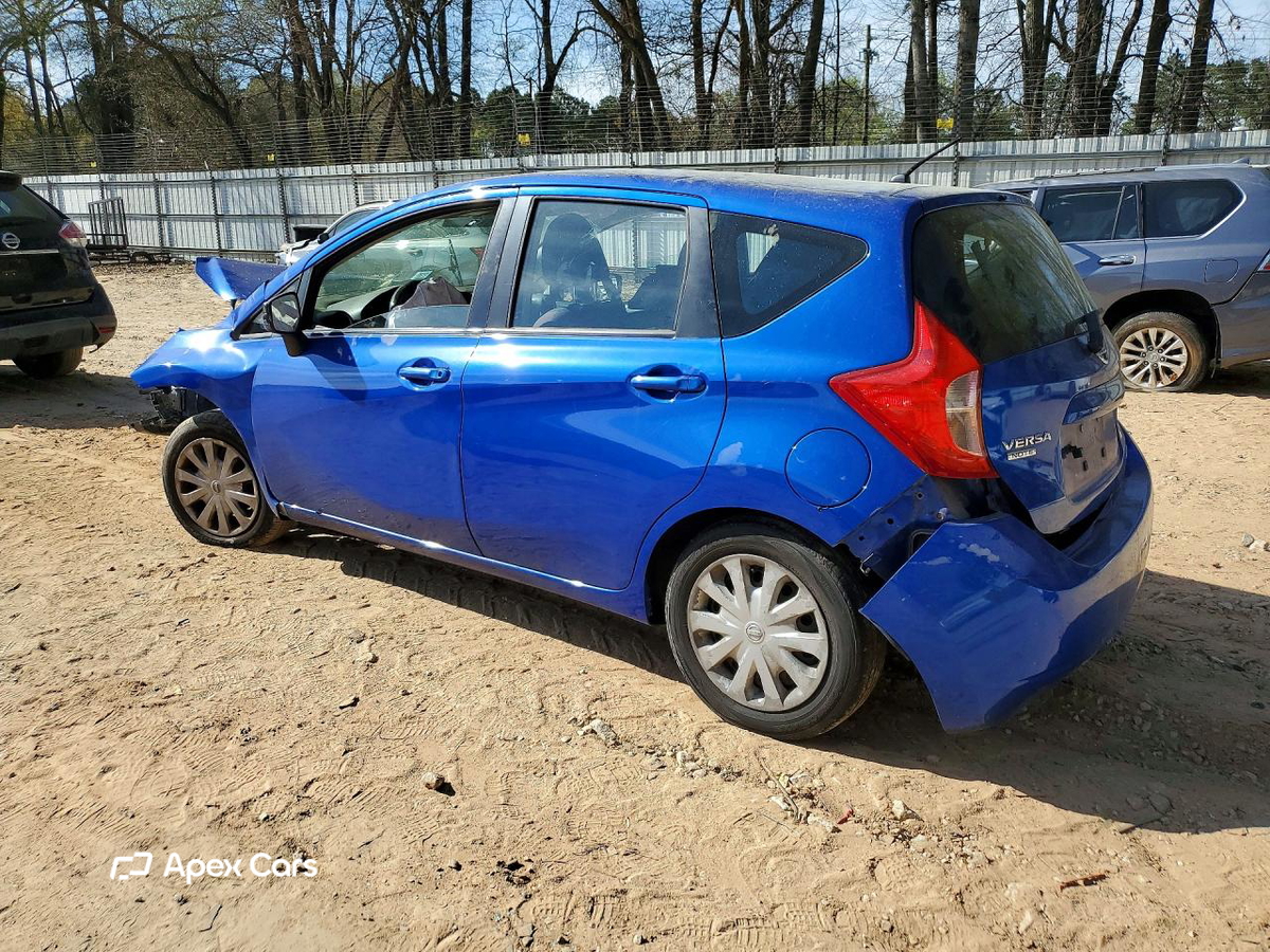 Nissan Versa 2015