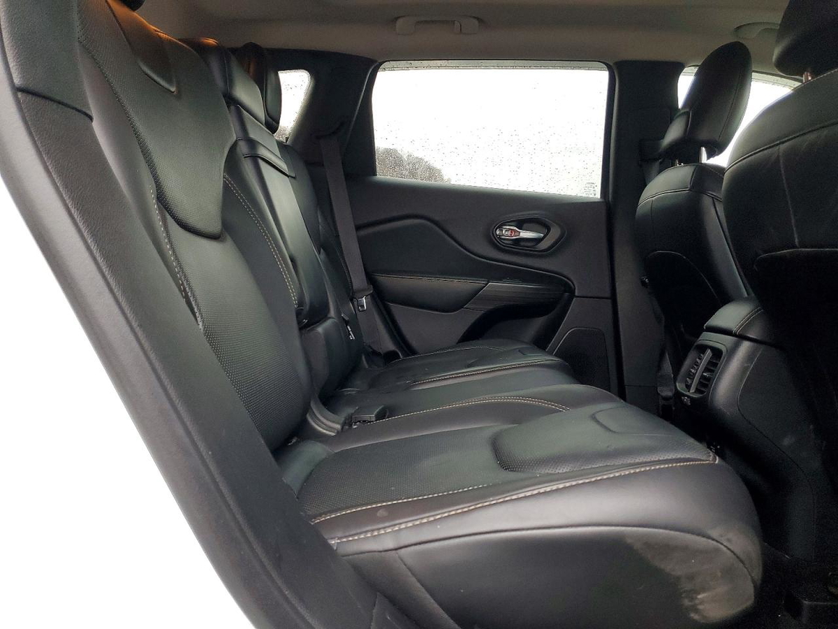 Jeep Cherokee 2016