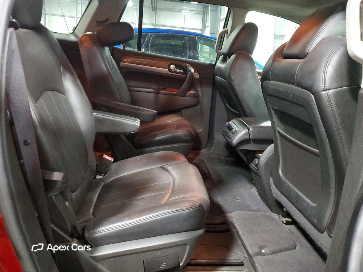 Buick Enclave 2011