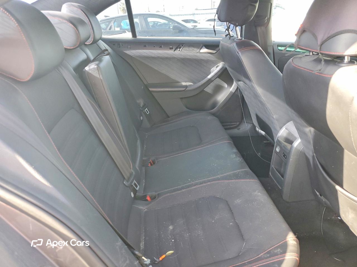 Volkswagen Jetta 2013