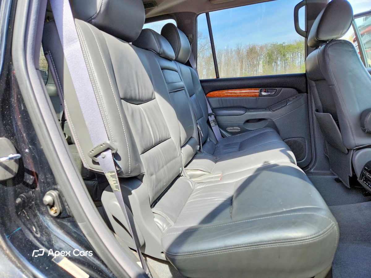Lexus GX 2003