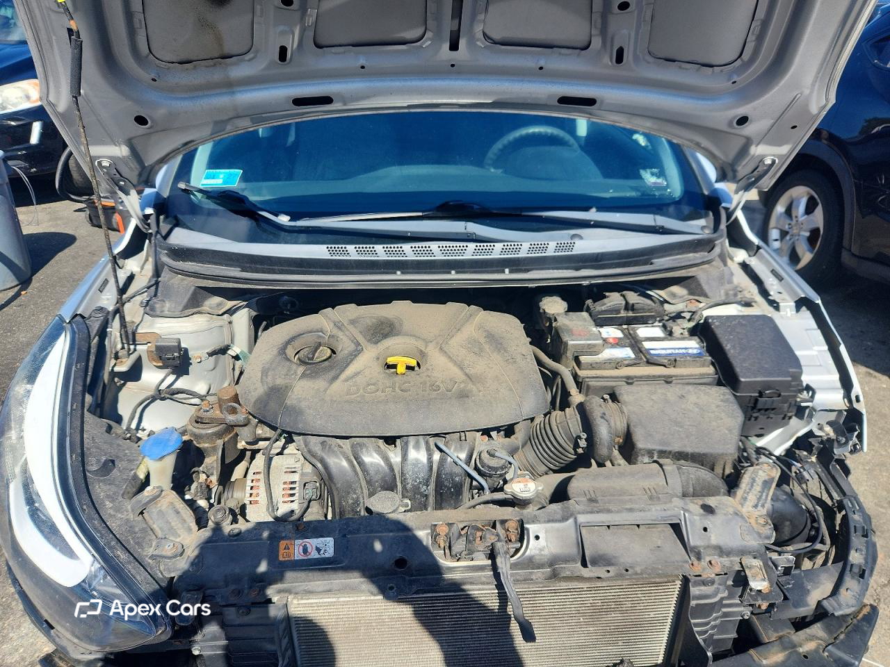 Hyundai Elantra 2014