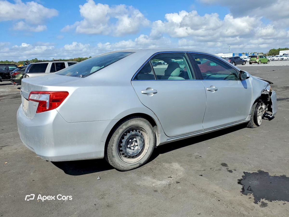 Toyota Camry 2012
