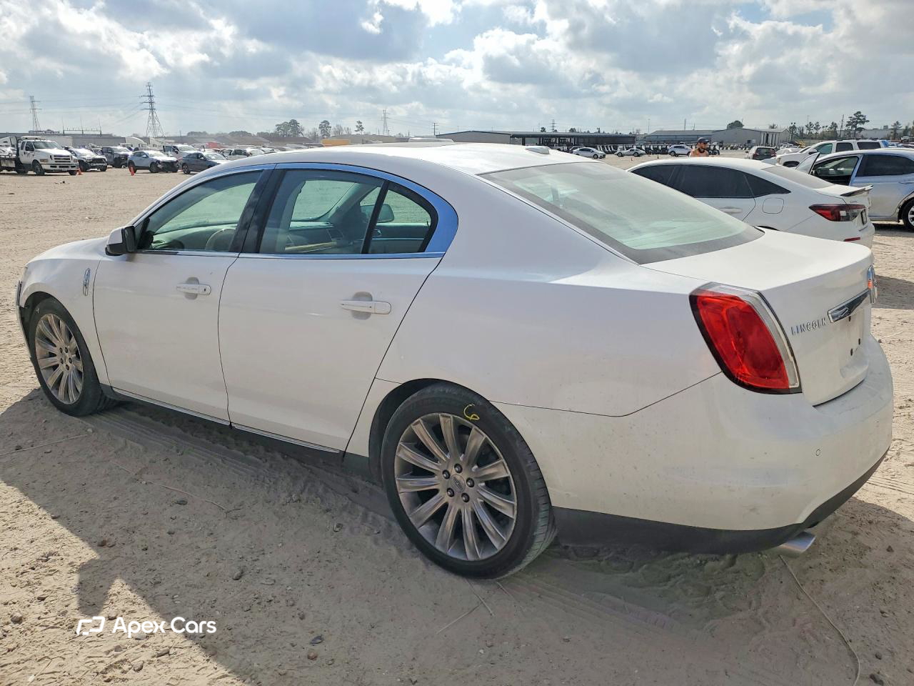 Lincoln MKS 2011