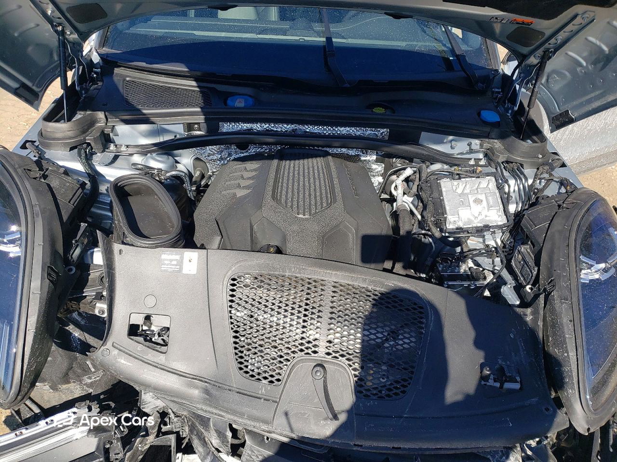 Porsche Macan 2025