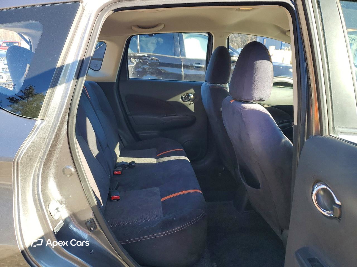 Nissan Versa 2016