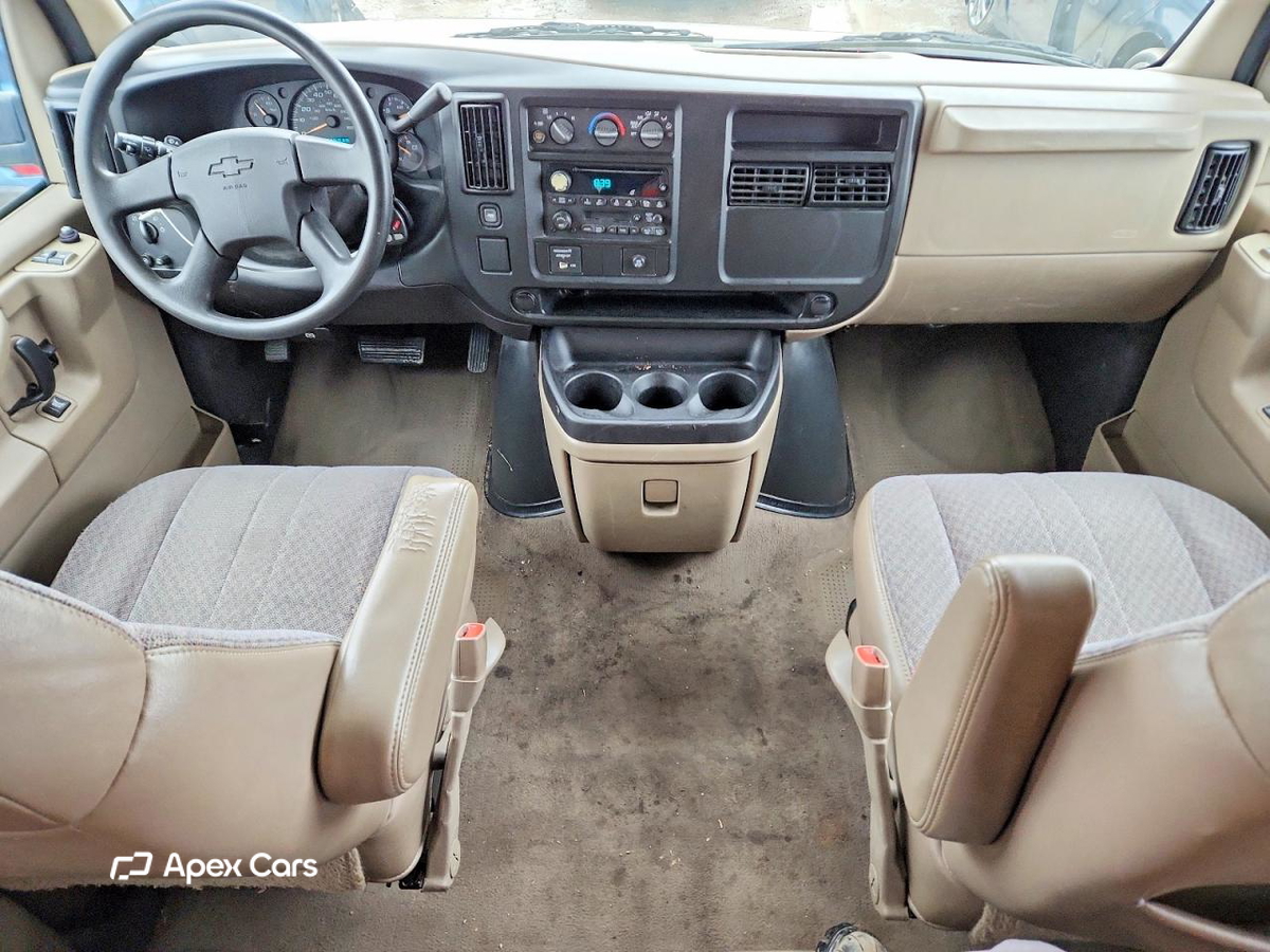 Chevrolet Express 2005