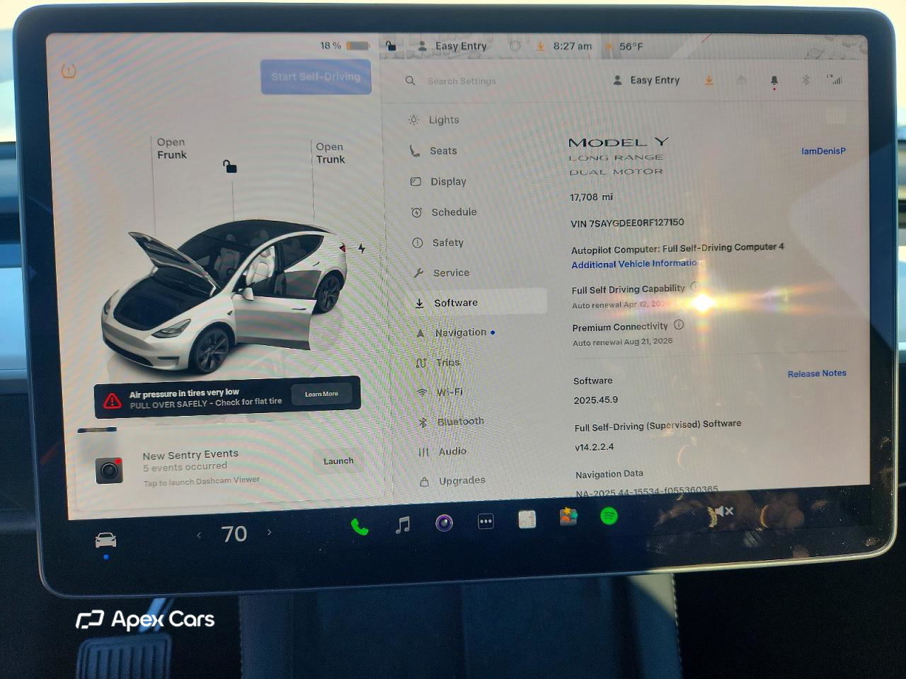 Tesla Model Y 2024