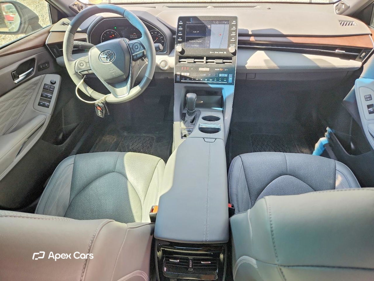Toyota Avalon 2022