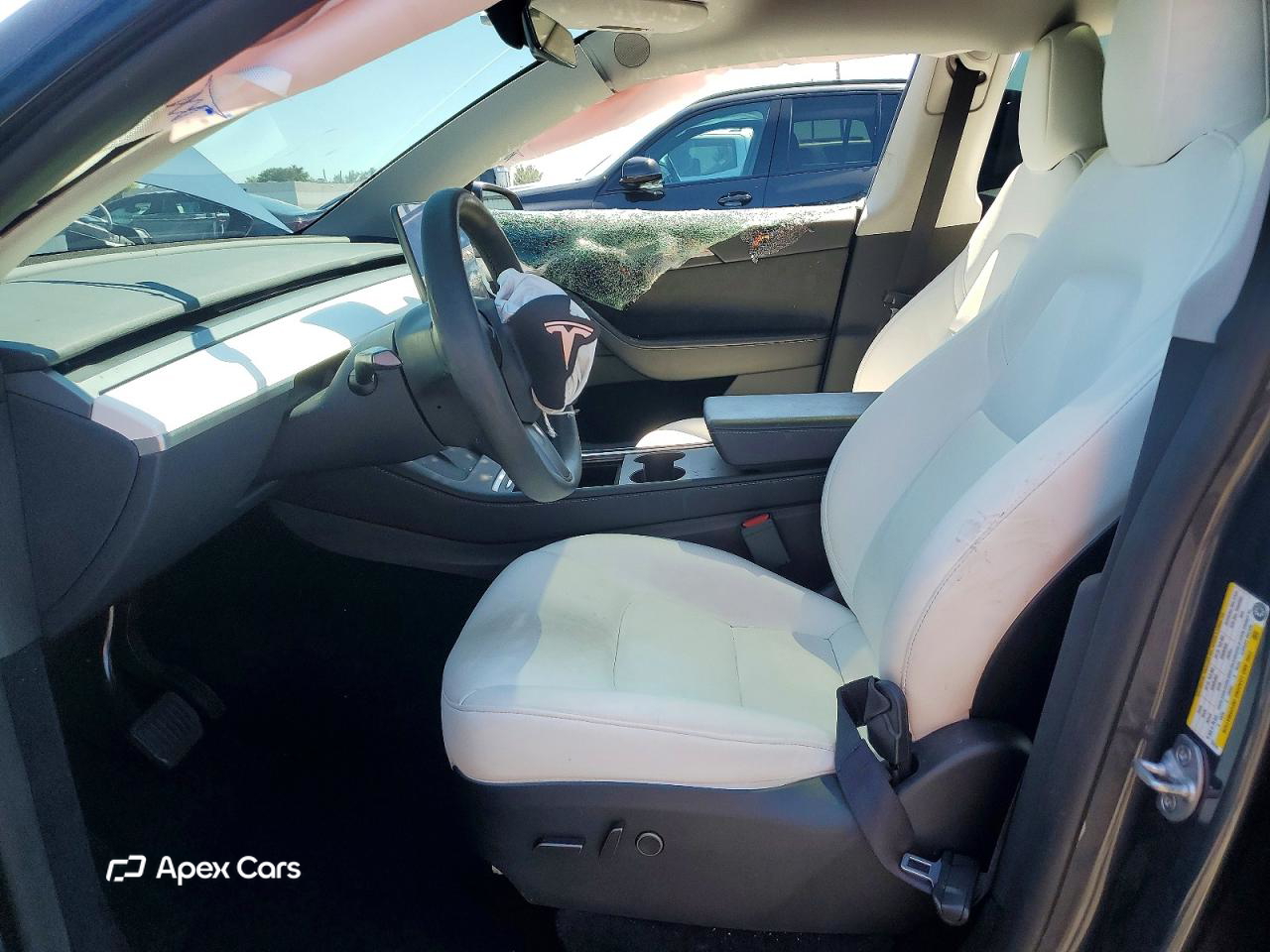 Tesla Model Y 2023