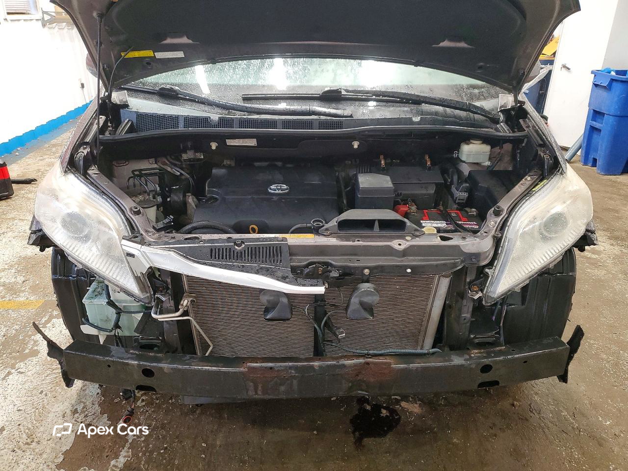 Toyota Sienna 2012