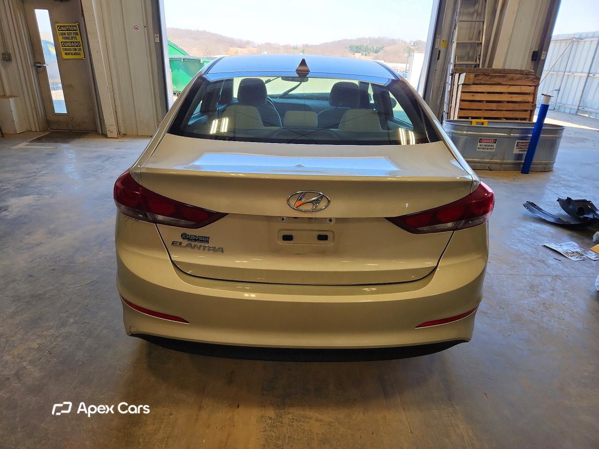 Hyundai Elantra 2017