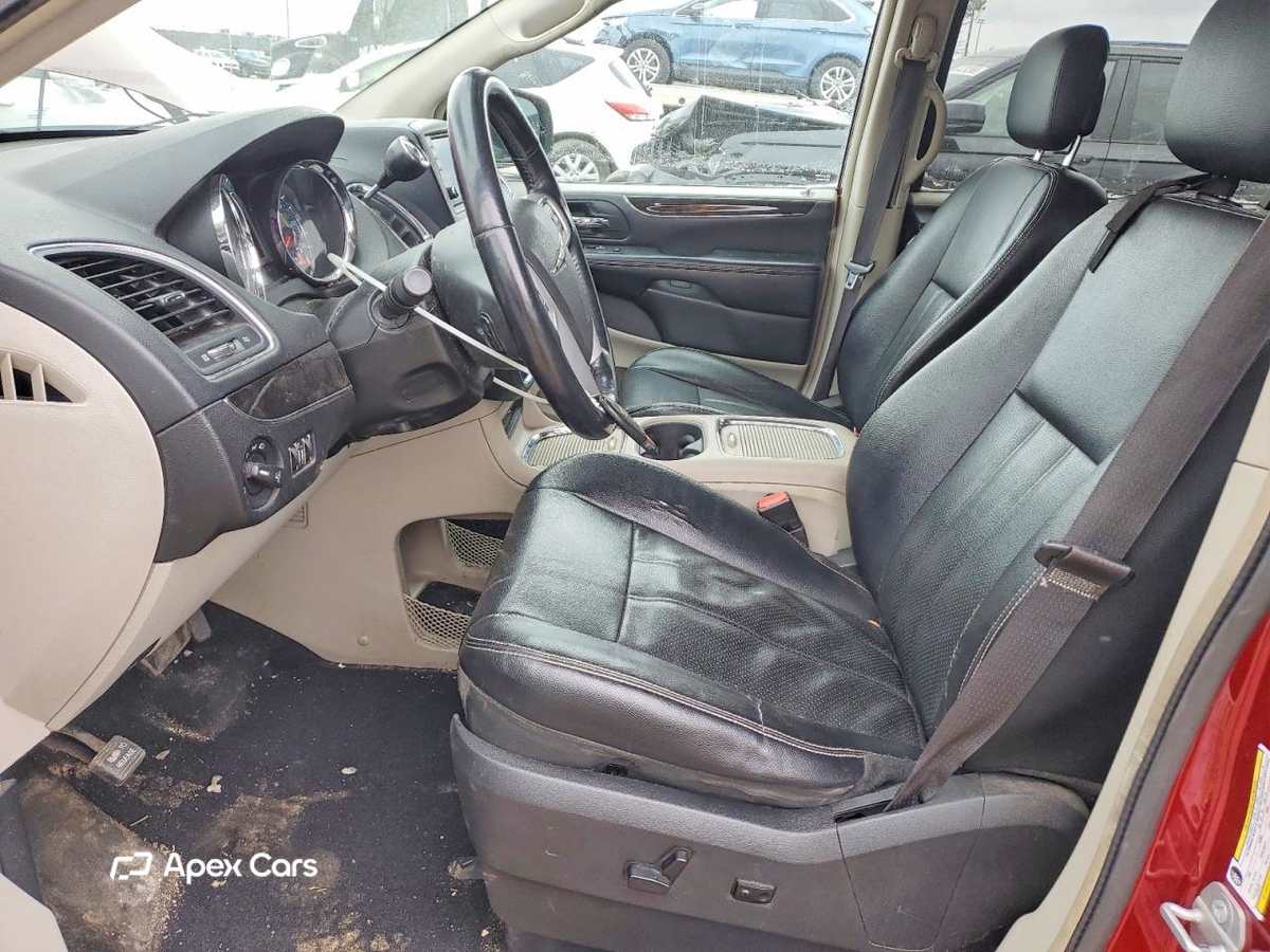 Chrysler Voyager 2015