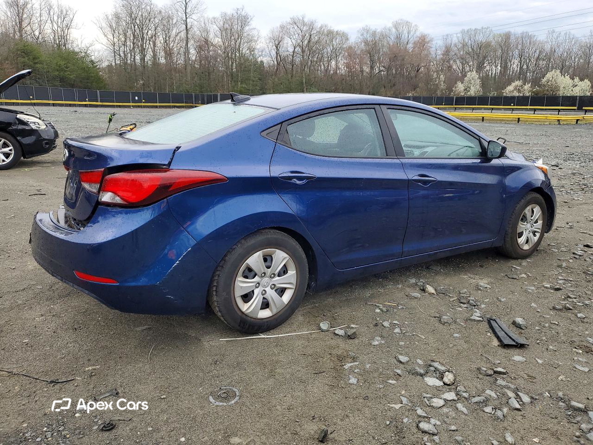 Hyundai Elantra 2016