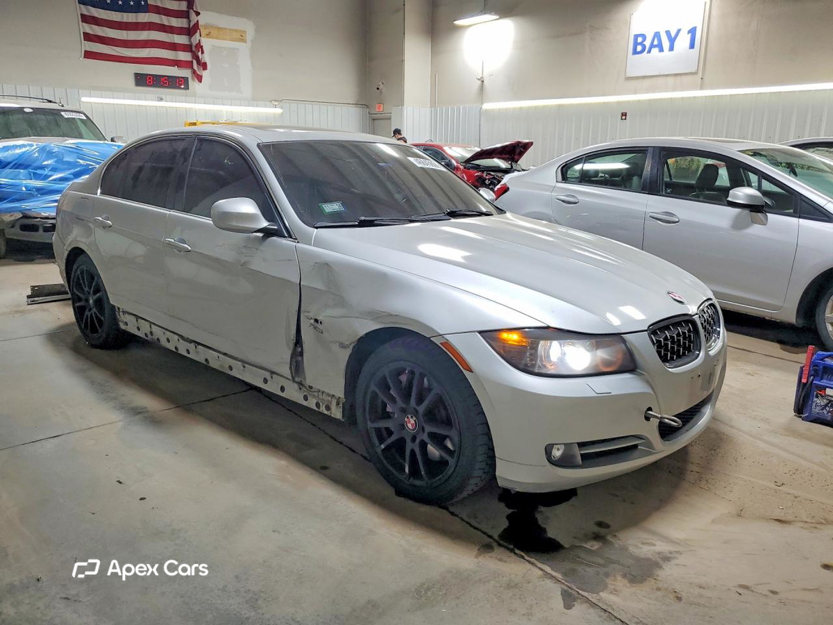 BMW Series 3 2011