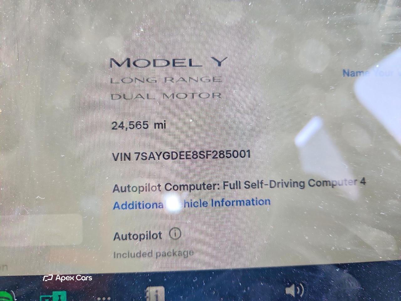 Tesla Model Y 2025