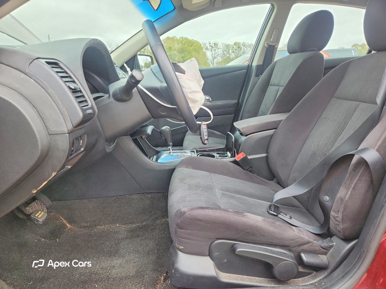 Nissan Altima 2012