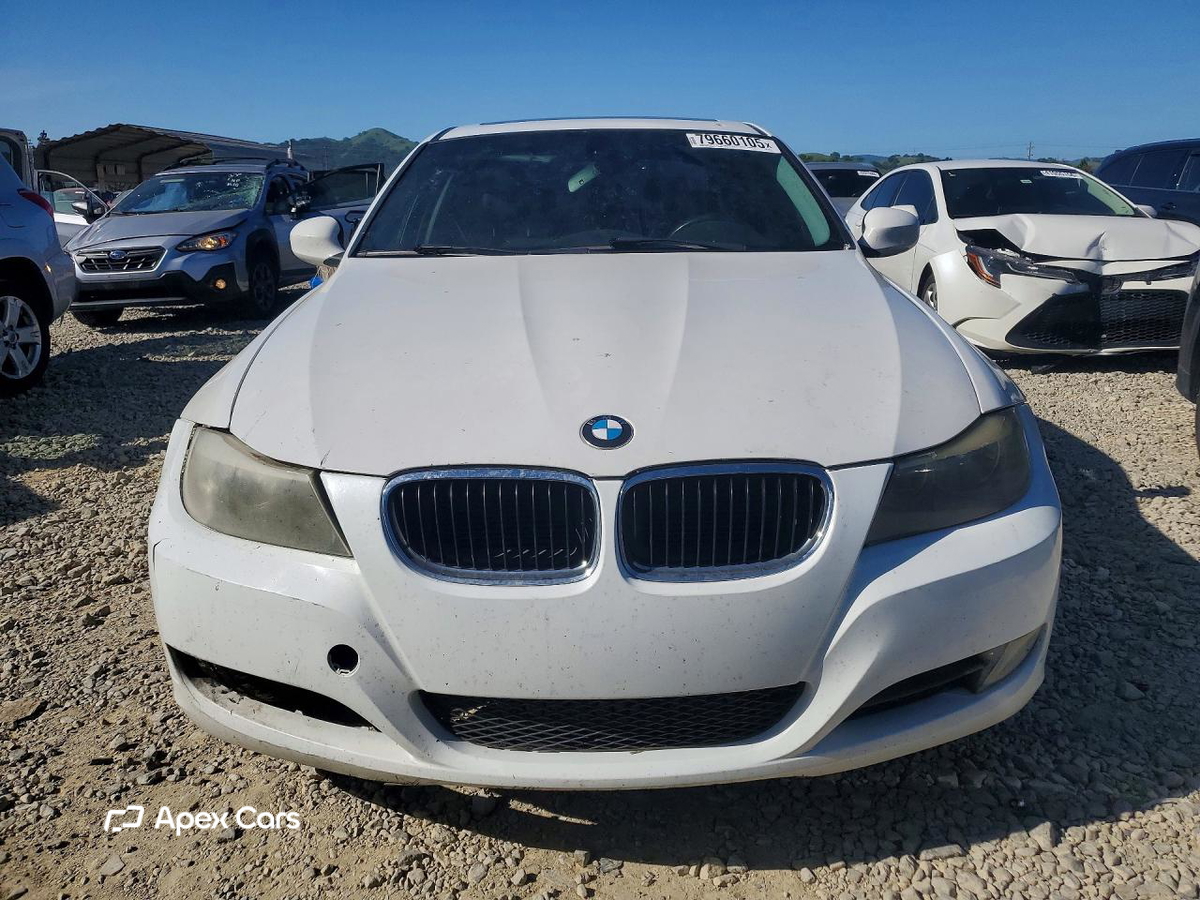 BMW Series 3 2011