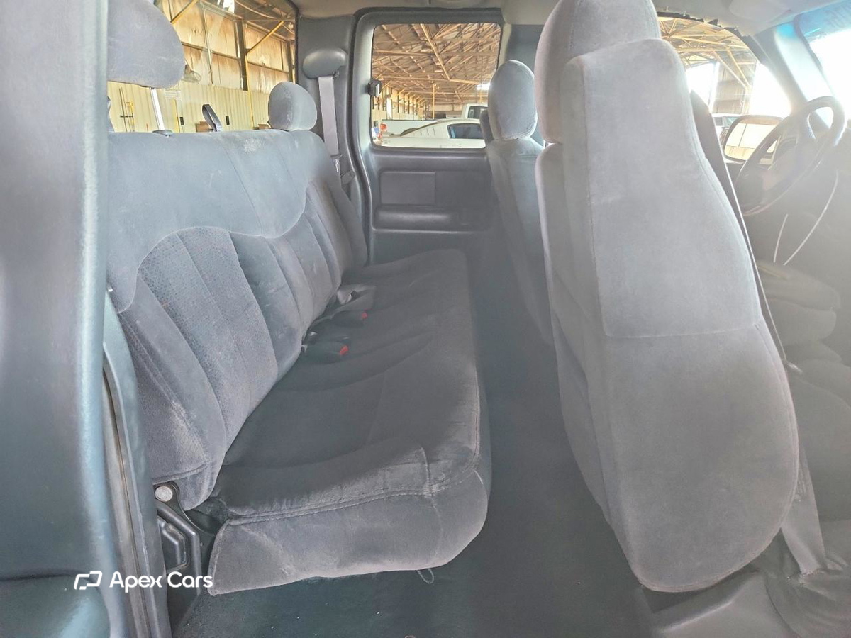Chevrolet Silverado 2001