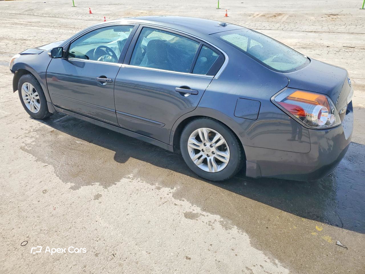 Nissan Altima 2011