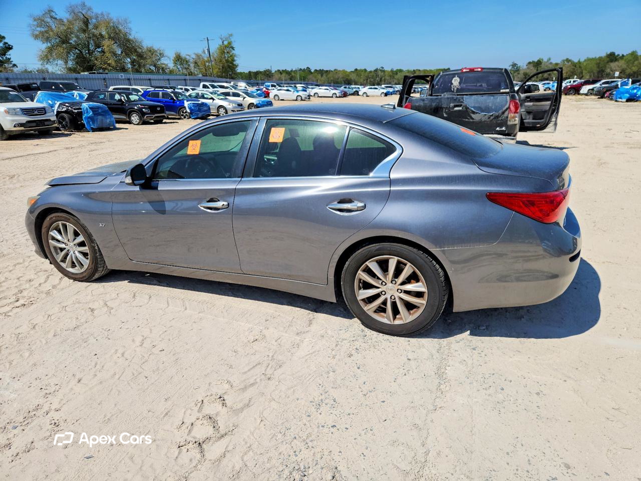 Infiniti Q50 2014