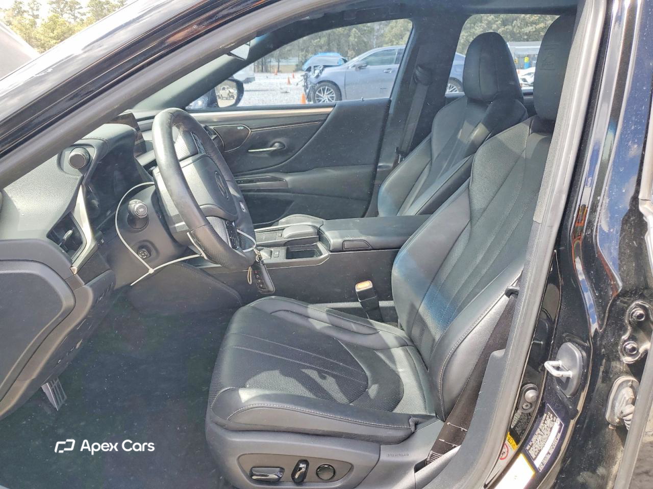 Lexus ES 2019