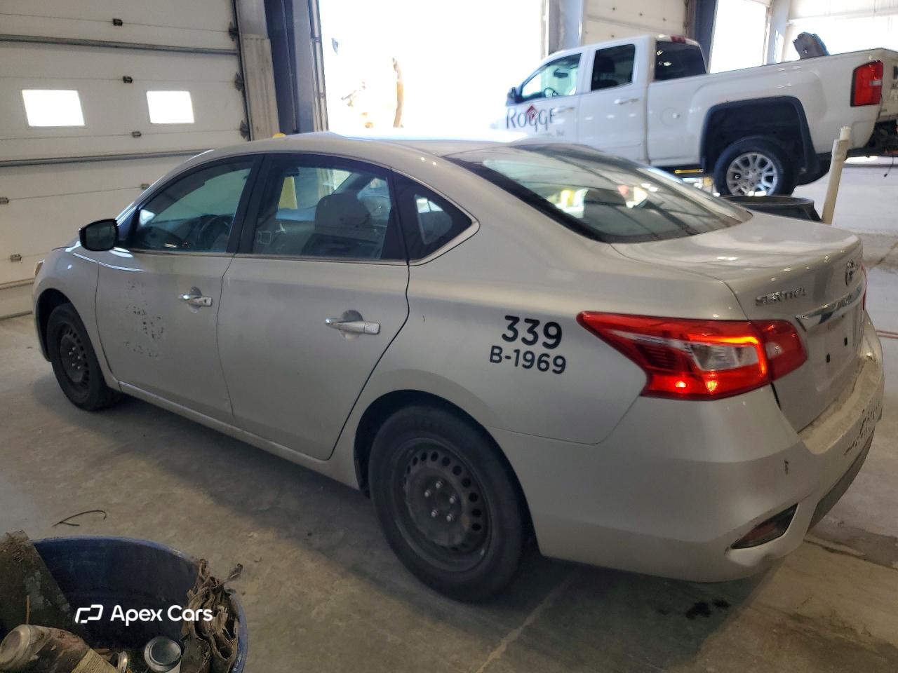 Nissan Sentra 2018