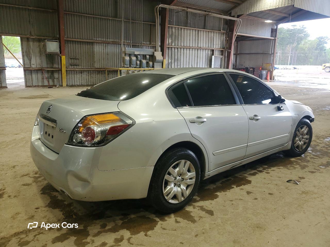 Nissan Altima 2010