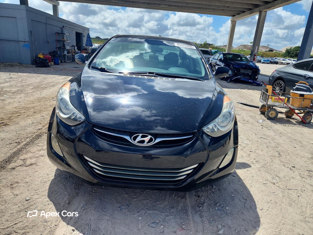 Hyundai Elantra 2011