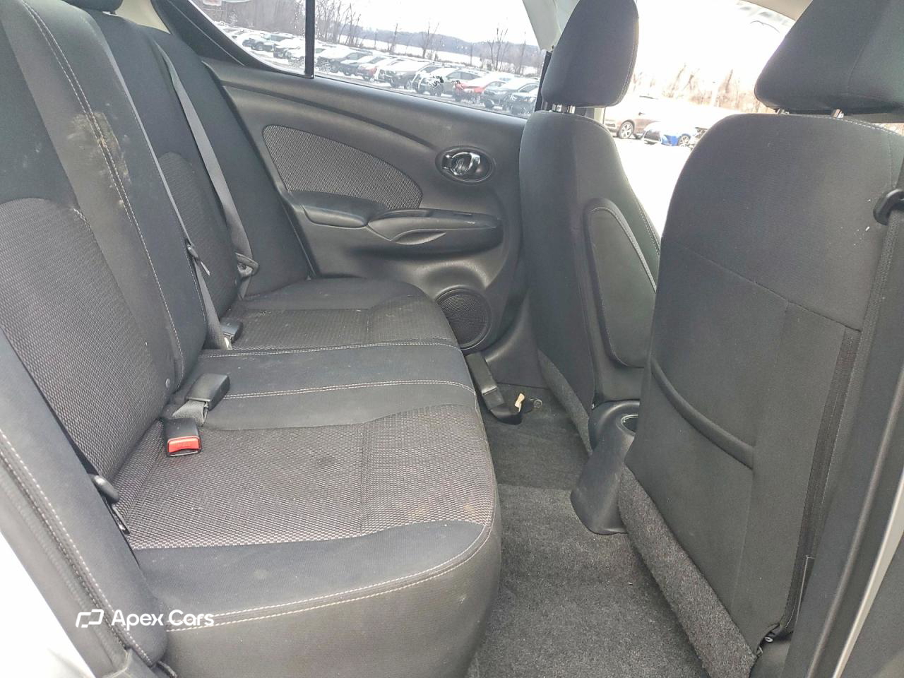 Nissan Versa 2015