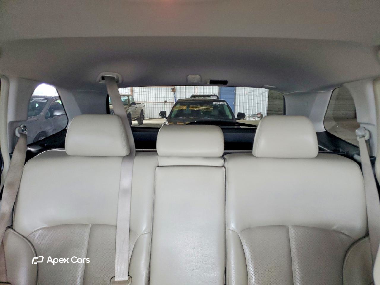 Subaru Outback 2011