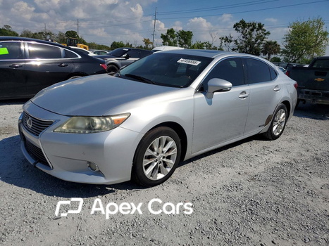Lexus ES 2013 - Image 1 of 12