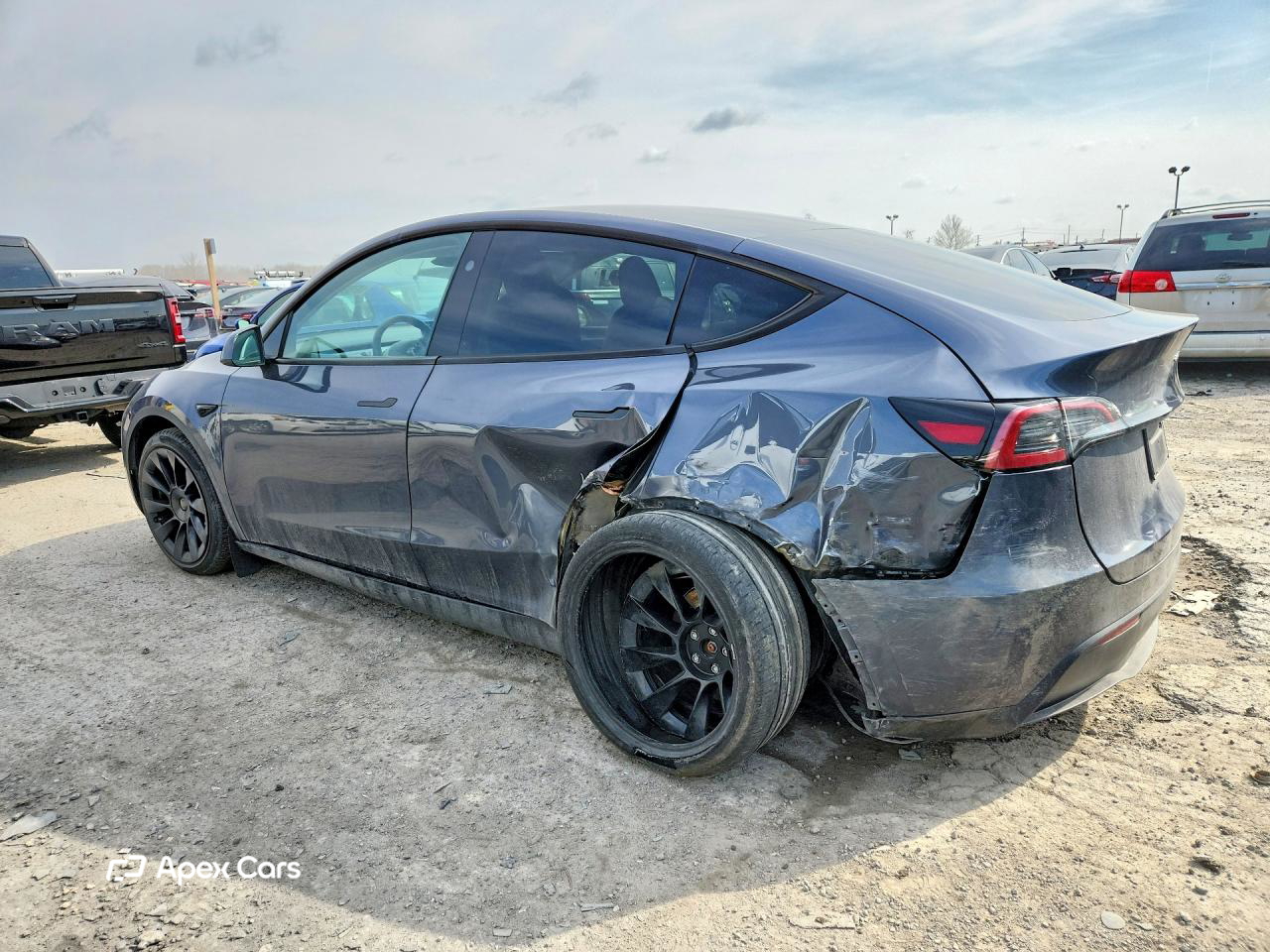 Tesla Model Y 2023