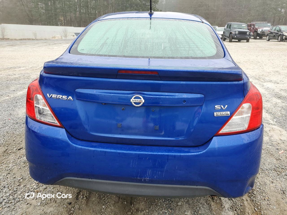 Nissan Versa 2017
