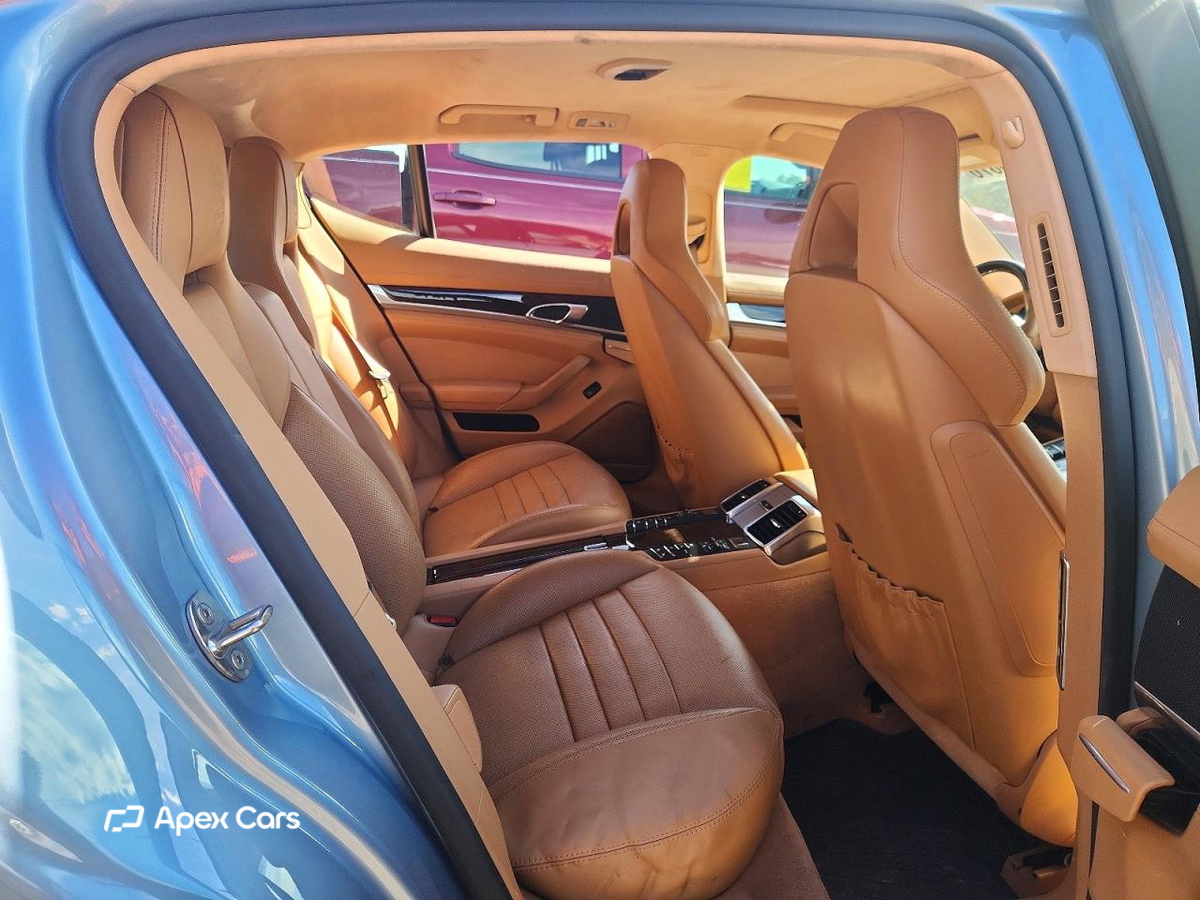 Porsche Panamera 2015