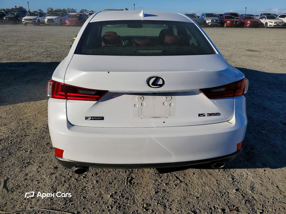 Lexus IS 2016