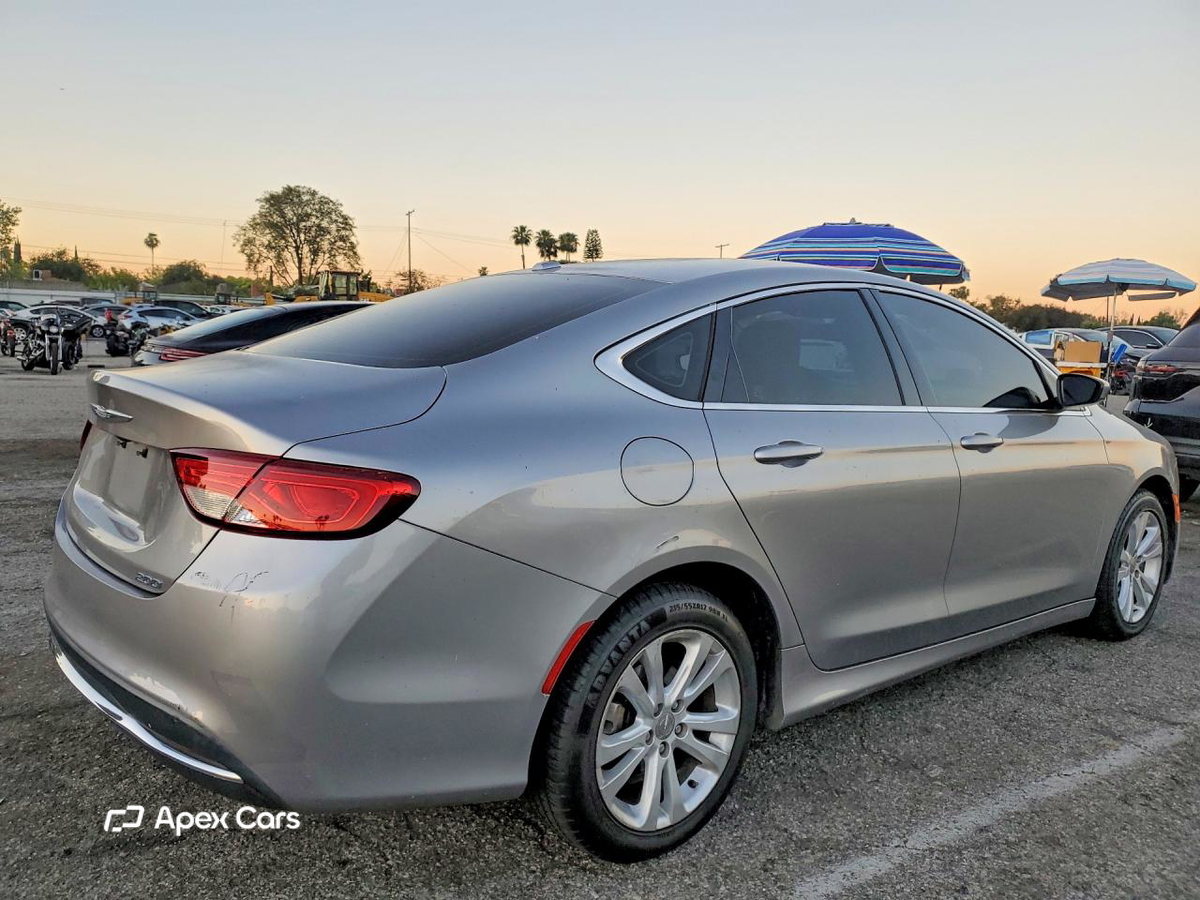 Chrysler 200 2016