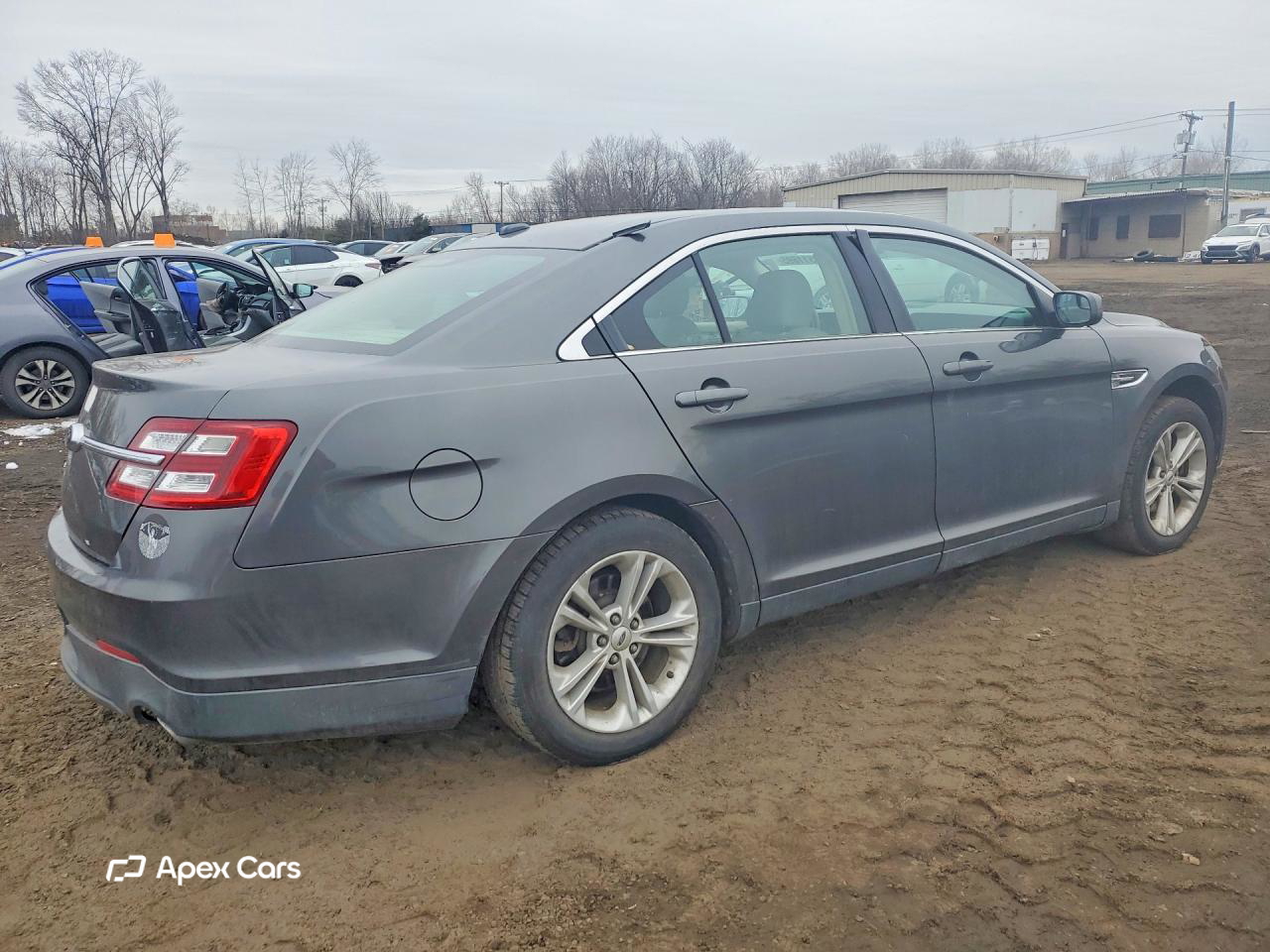 Ford Taurus 2015