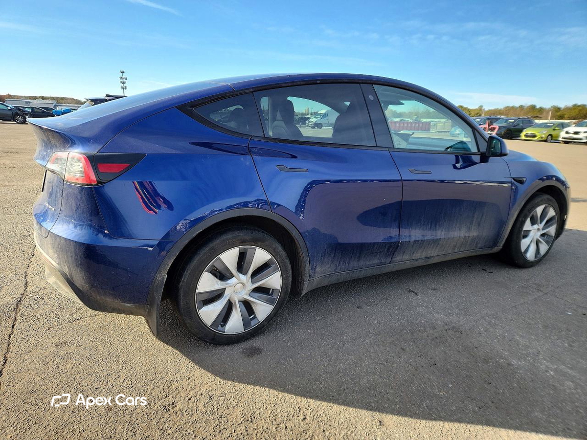 Tesla Model Y 2022