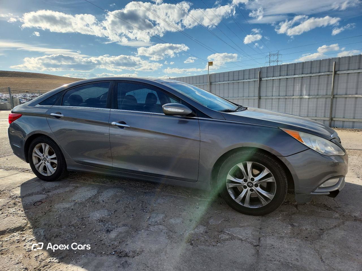 Hyundai Sonata 2013
