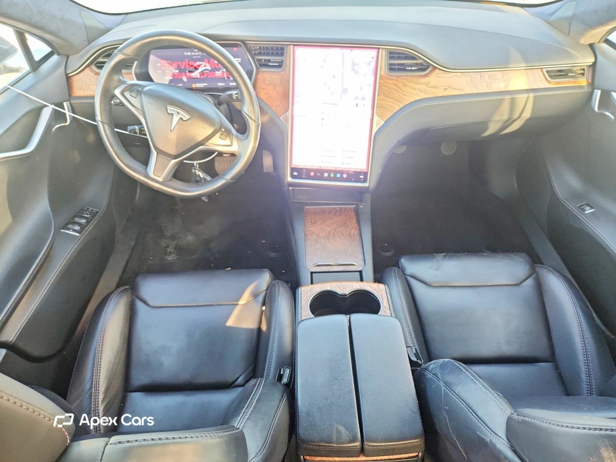 Tesla Model S 2020