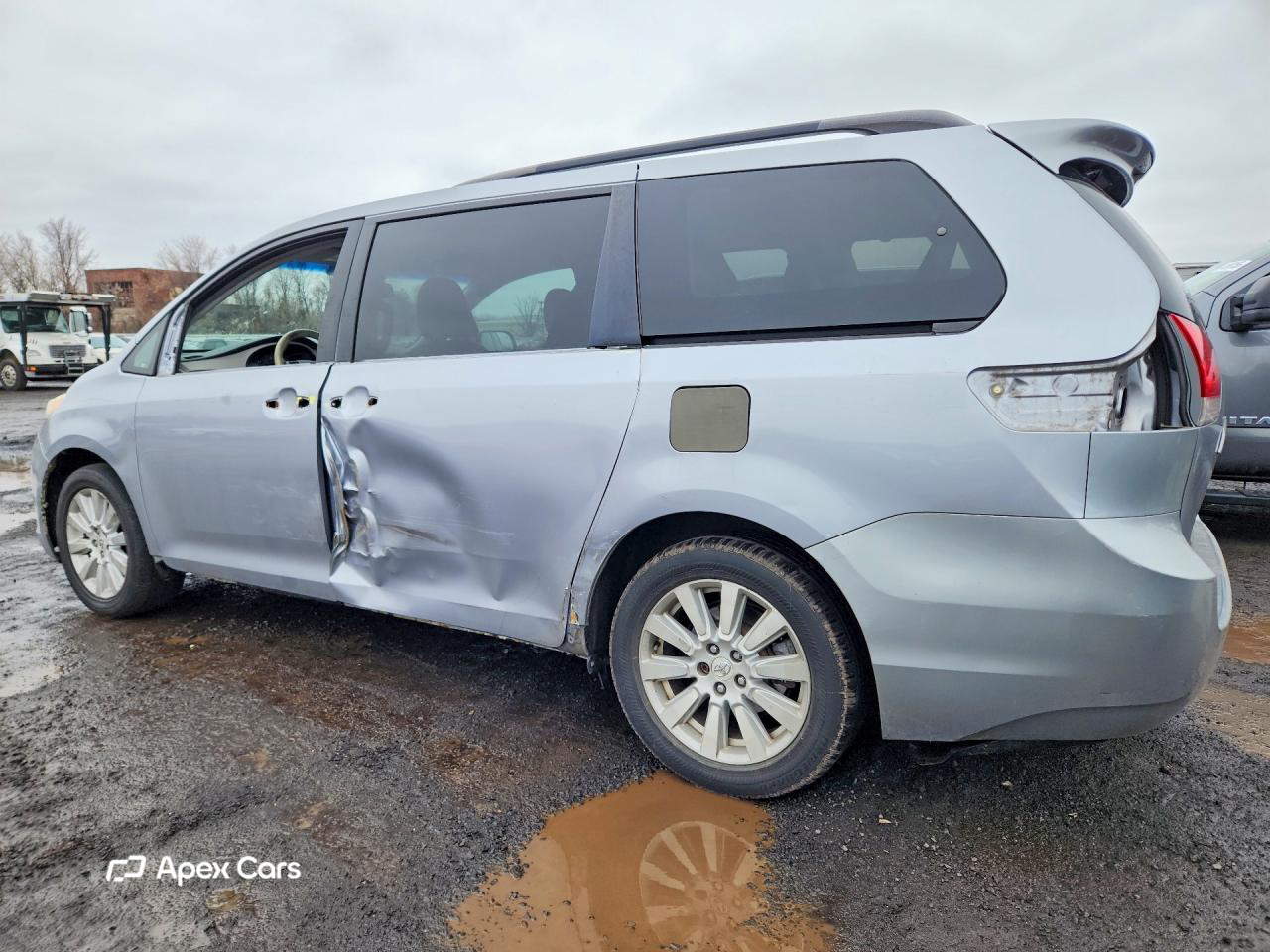 Toyota Sienna 2012