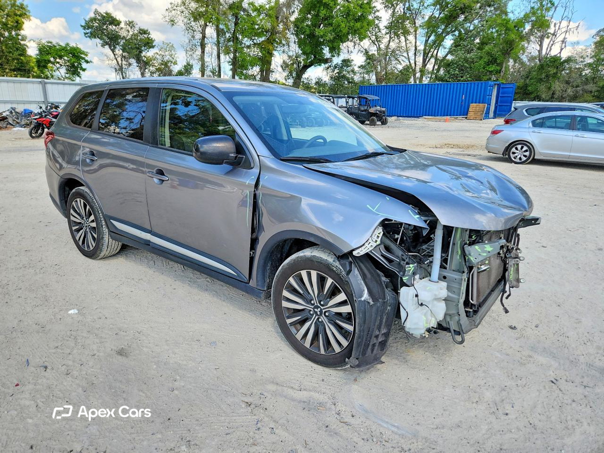Mitsubishi Outlander 2020