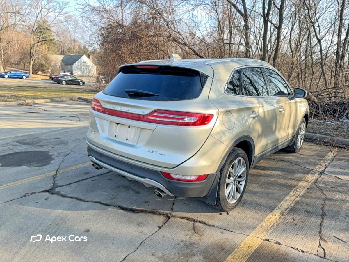 Lincoln MKC 2017