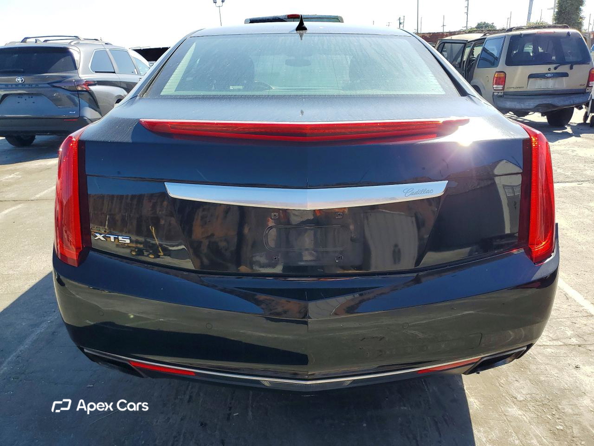 Cadillac XTS 2014