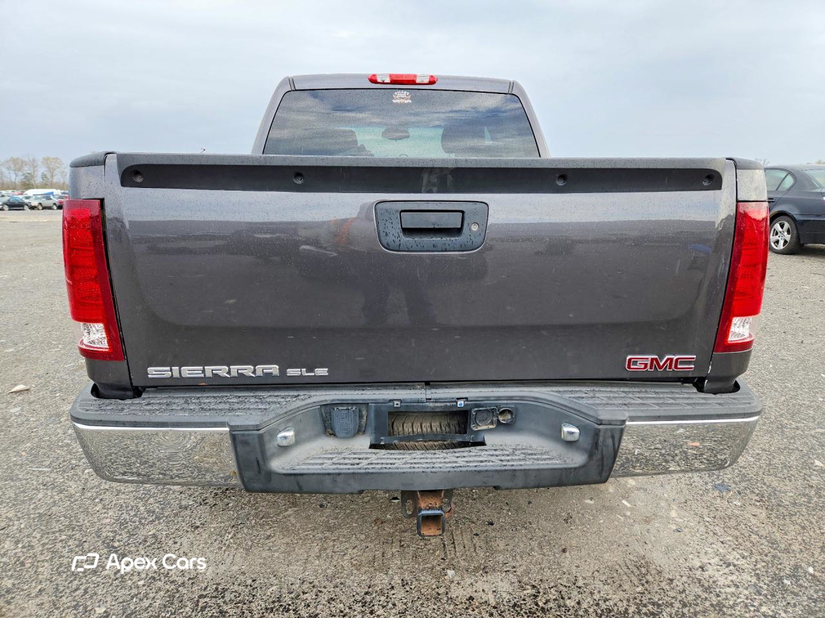 GMC Sierra 2011