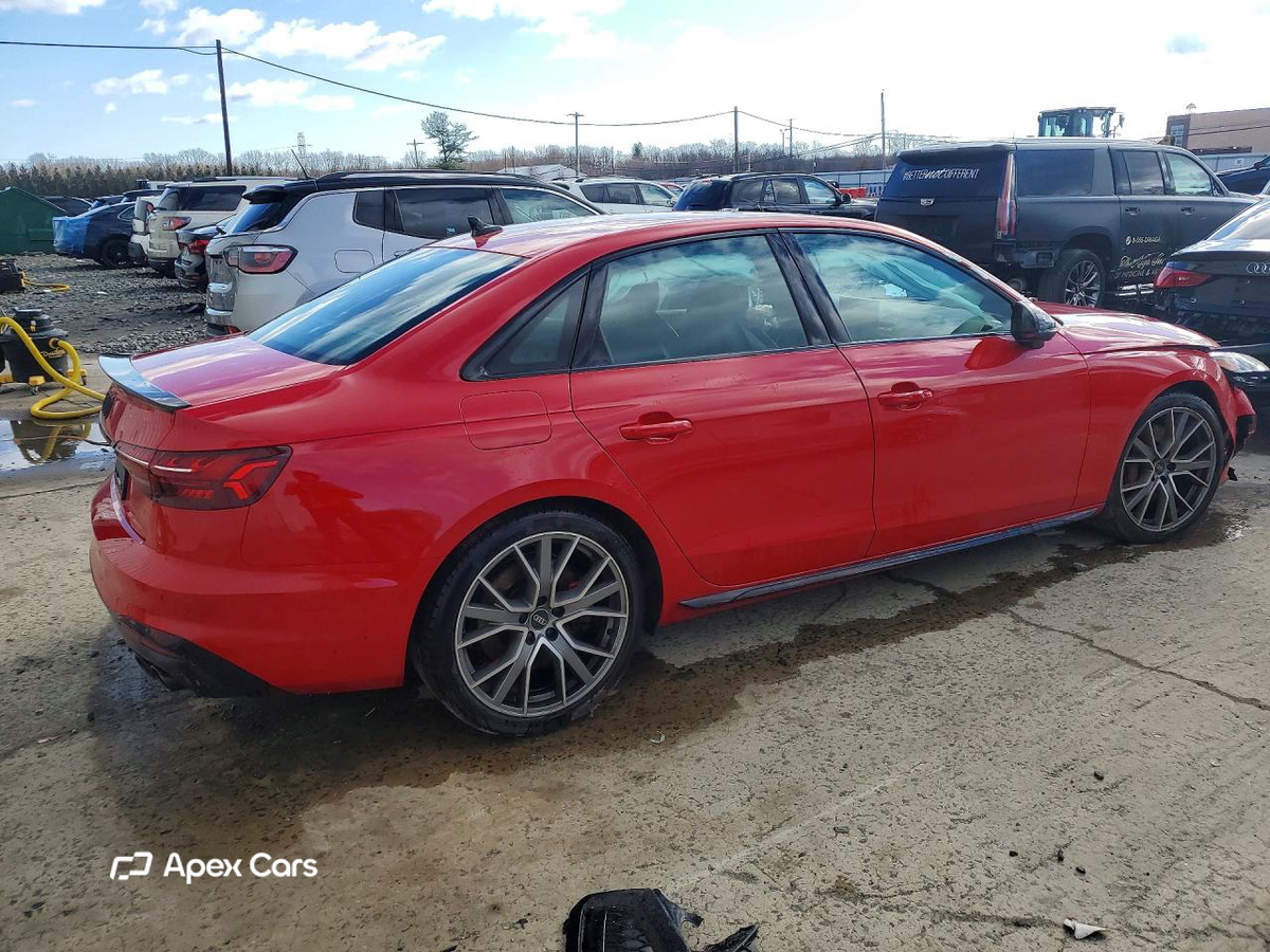 Audi RS4 2024