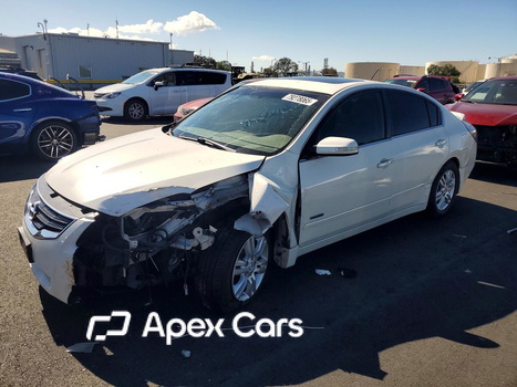 Nissan Altima 2011 - Image 1 of 12