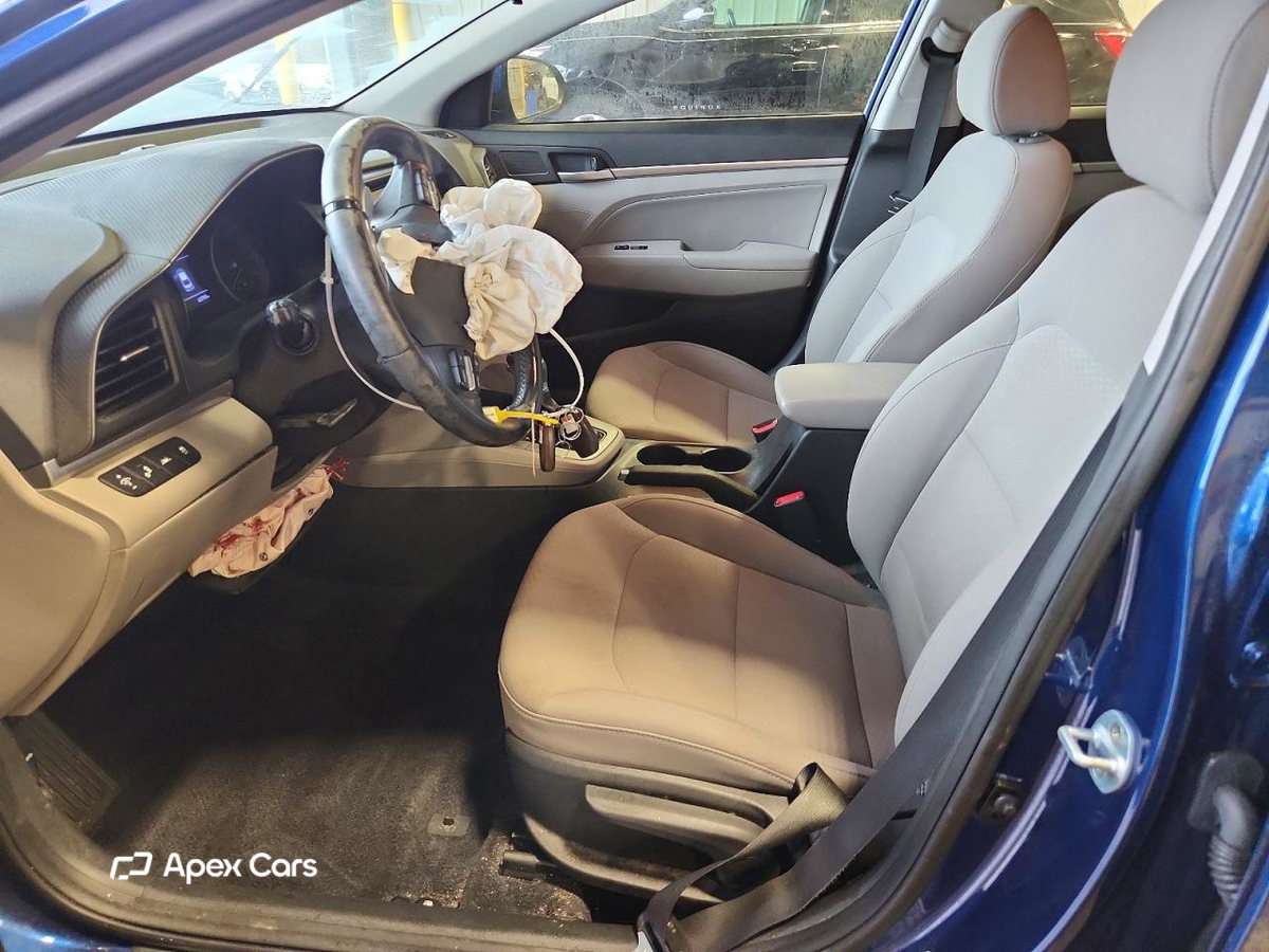 Hyundai Elantra 2019